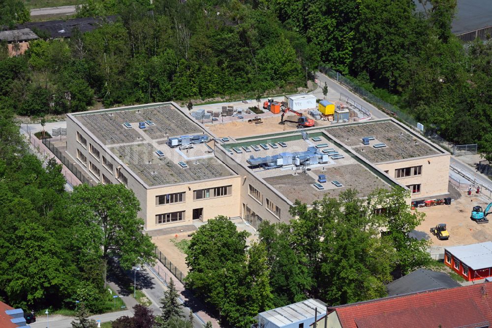 Luftbild Werneuchen - Baustelle zum Neubau des Schulgebäudes Grundschule Im Rosenpark in Werneuchen im Bundesland Brandenburg, Deutschland