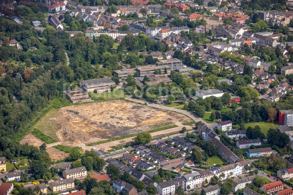 Luftbild Essen - Baustelle zum Neubau des Schulgebäudes der Gustav-Heinemann-Schule entlang der Schonnebeckhöfe in Essen im Bundesland Nordrhein-Westfalen - NRW, Deutschland