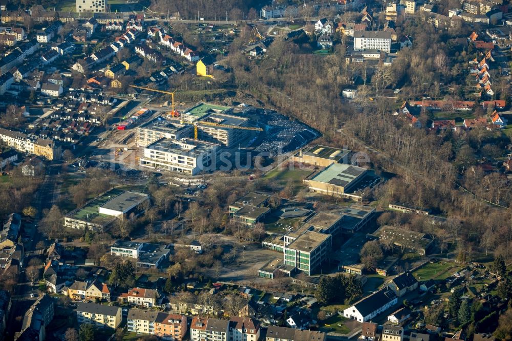 Luftaufnahme Essen - Baustelle zum Neubau des Schulgebäudes der Gustav-Heinemann-Schule in Essen im Bundesland Nordrhein-Westfalen, Deutschland