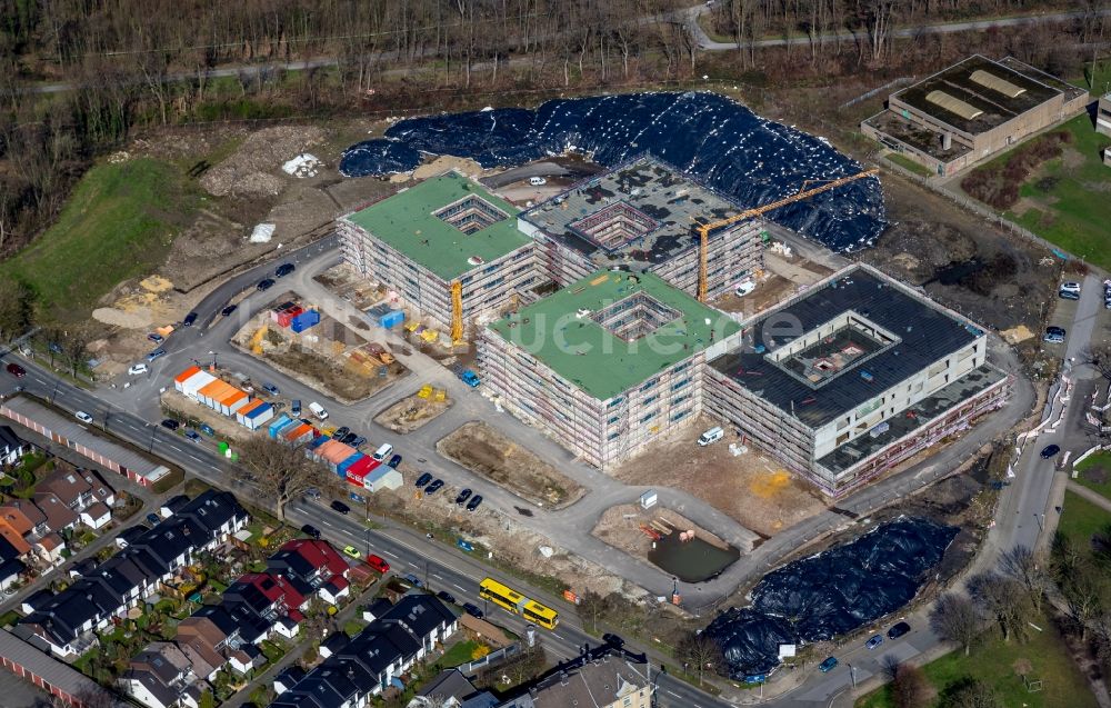 Essen von oben - Baustelle zum Neubau des Schulgebäudes der Gustav-Heinemann-Schule in Essen im Bundesland Nordrhein-Westfalen, Deutschland