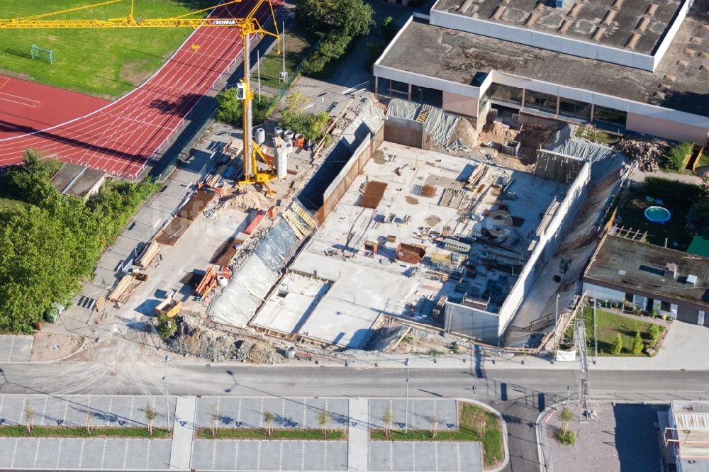 Rheinzabern von oben - Baustelle zum Neubau des Schulgebäudes der IGS Rheinzabern in Rheinzabern im Bundesland Rheinland-Pfalz, Deutschland