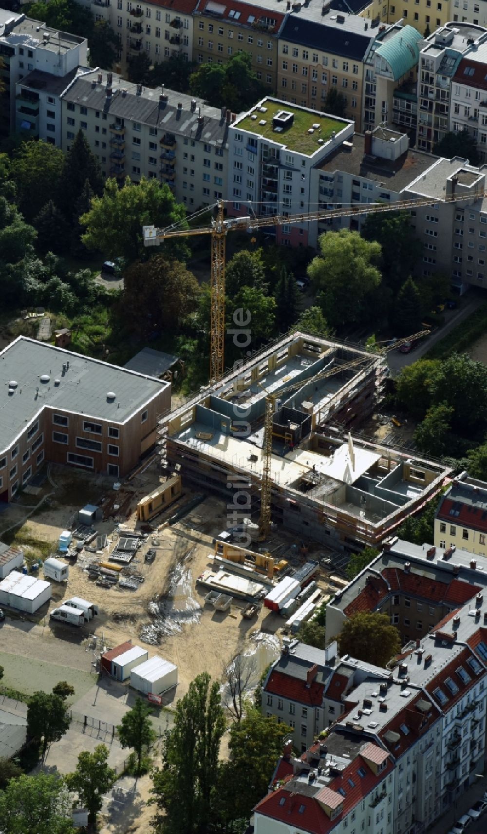 Luftbild Berlin - Baustelle zum Neubau des Schulgebäudes der Johannes-Schule Berlin an der Monumentenstraße in Berlin, Deutschland