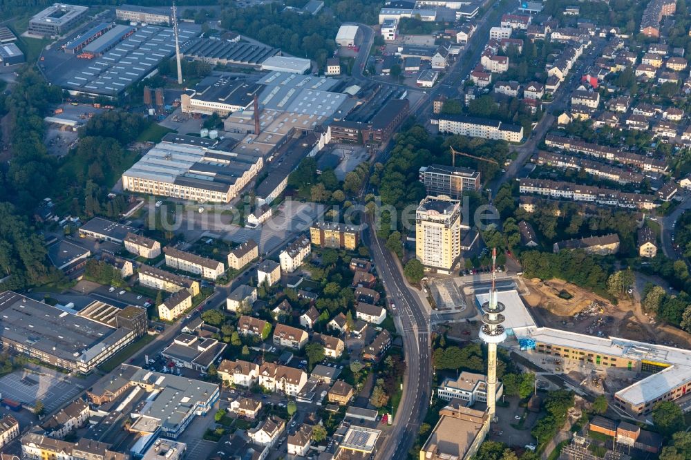 Velbert von oben - Baustelle zum Neubau des Schulgebäudes an der Kastanienallee in Velbert im Bundesland Nordrhein-Westfalen, Deutschland