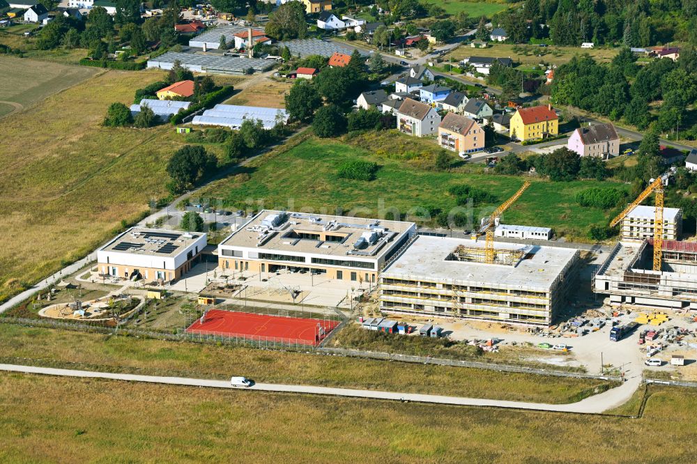 Werder (Havel) aus der Vogelperspektive: Baustelle zum Neubau des Schulgebäudes an der Klaistower Straße - Elisabethstraße in Werder (Havel) im Bundesland Brandenburg, Deutschland