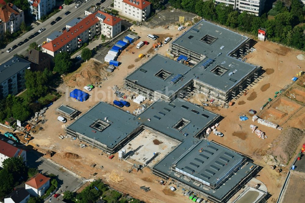 Regensburg von oben - Baustelle zum Neubau des Schulgebäudes der Kreuzschule in Regensburg im Bundesland Bayern, Deutschland