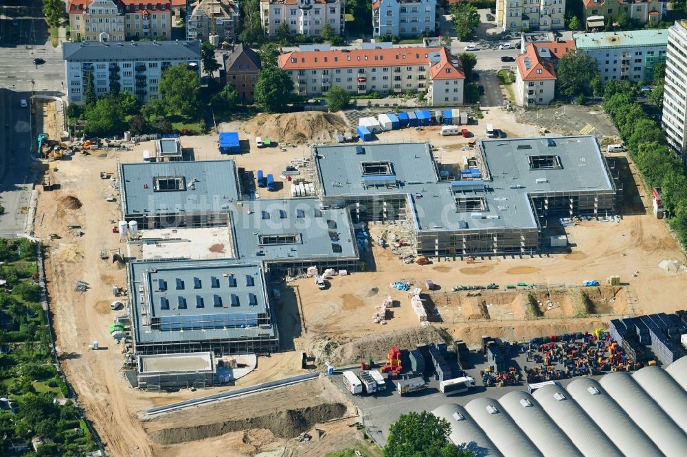 Regensburg aus der Vogelperspektive: Baustelle zum Neubau des Schulgebäudes der Kreuzschule in Regensburg im Bundesland Bayern, Deutschland