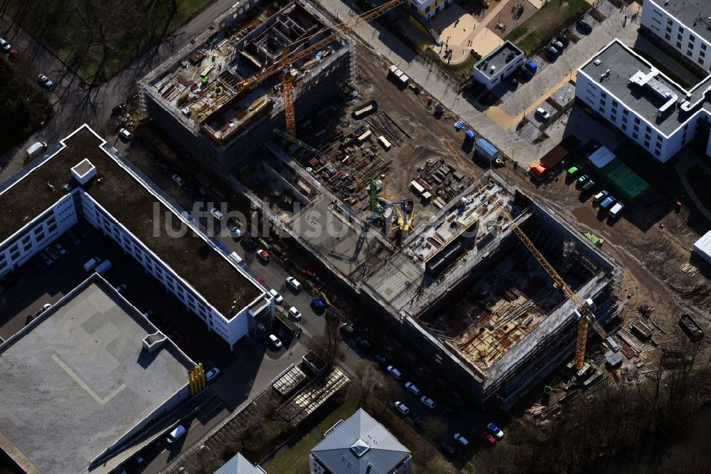 Leipzig von oben - Baustelle zum Neubau des Schulgebäudes Sportoberschule am Nordrand des Waldstraßenviertels in Leipzig im Bundesland Sachsen