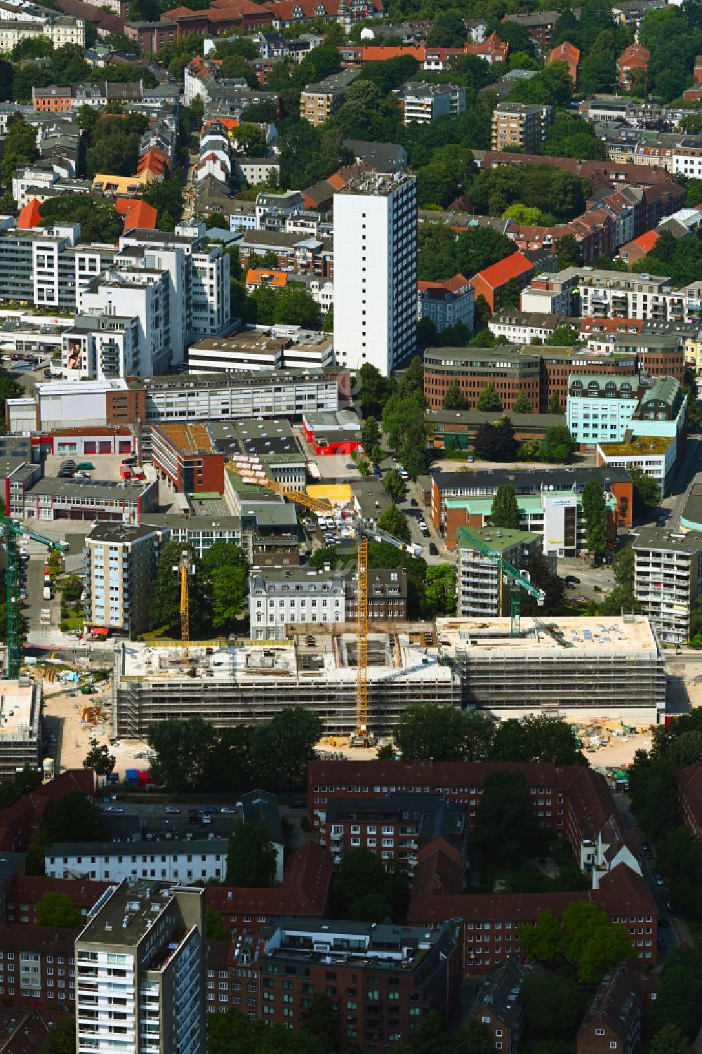 Hamburg von oben - Baustelle zum Neubau des Schulgeländes des Schulcampus Struenseestraße im Ortsteil Altona-Altstadt in Hamburg, Deutschland