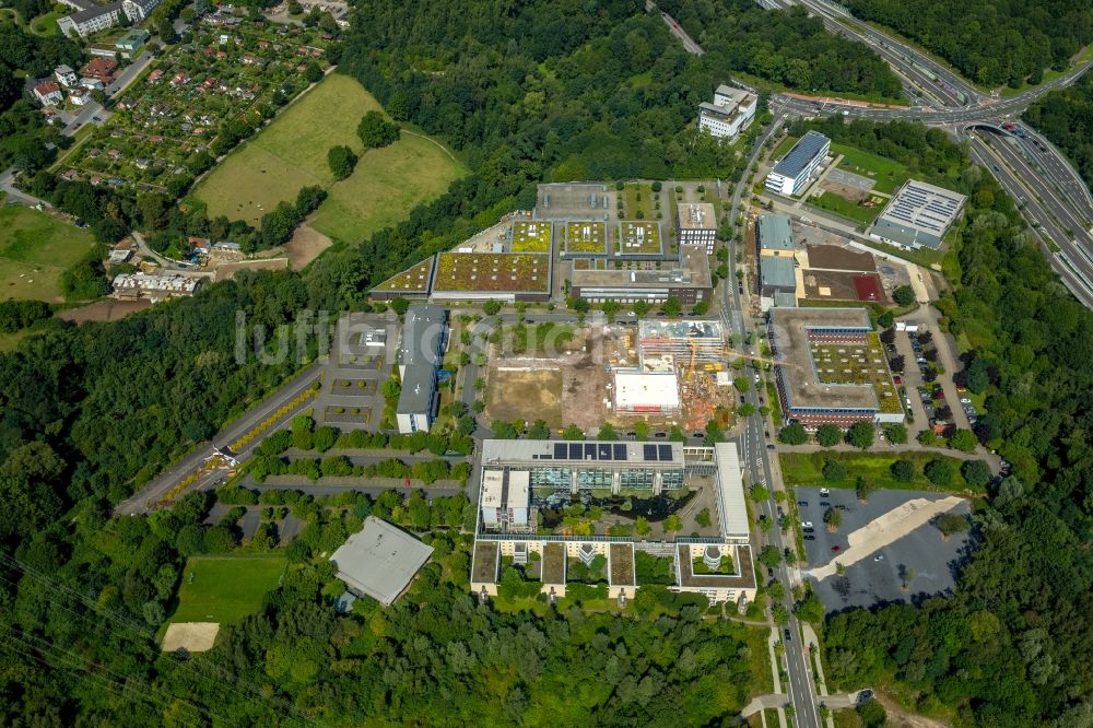 Bochum aus der Vogelperspektive: Baustelle zum Neubau des Schulungs- und Forschungszentrum EBZ (Europäisches Bildungszentrum der Wohnungs- und Immobilienwirtschaft) an der Springorumallee in Bochum im Bundesland Nordrhein-Westfalen - NRW, Deutschland