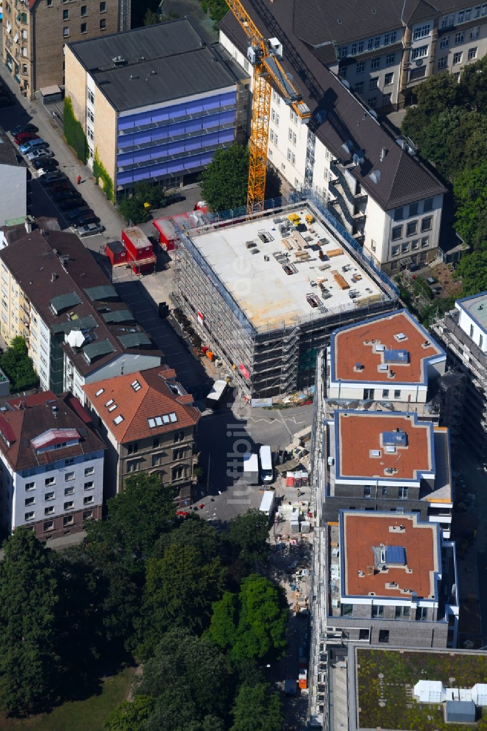 Stuttgart von oben - Baustelle zum Neubau der Sporthalle Breitscheidstraße Ecke Falkertstraße in Stuttgart im Bundesland Baden-Württemberg, Deutschland