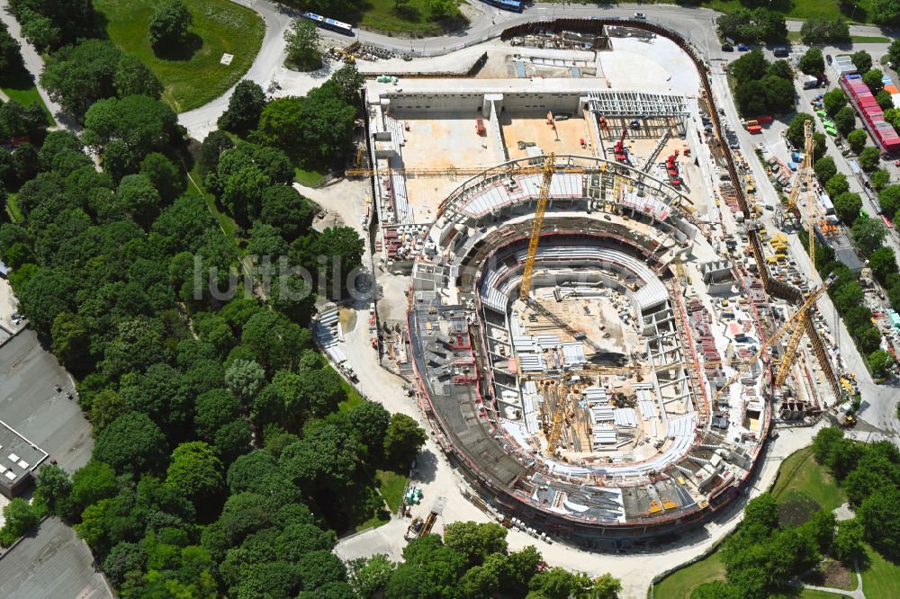 München von oben - Baustelle zum Neubau der Sporthalle SAP Garden im Ortsteil Milbertshofen-Am Hart in München im Bundesland Bayern, Deutschland