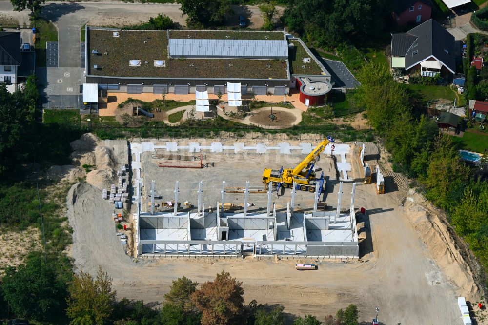 Berlin aus der Vogelperspektive: Baustelle zum Neubau der Sporthalle Typensporthalle (TSH) in Berlin, Deutschland