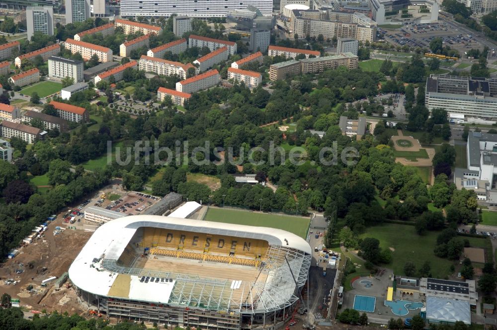 Dresden aus der Vogelperspektive: Baustelle zum Neubau des Stadion DDV-Stadion Dresden im Bundesland Sachsen