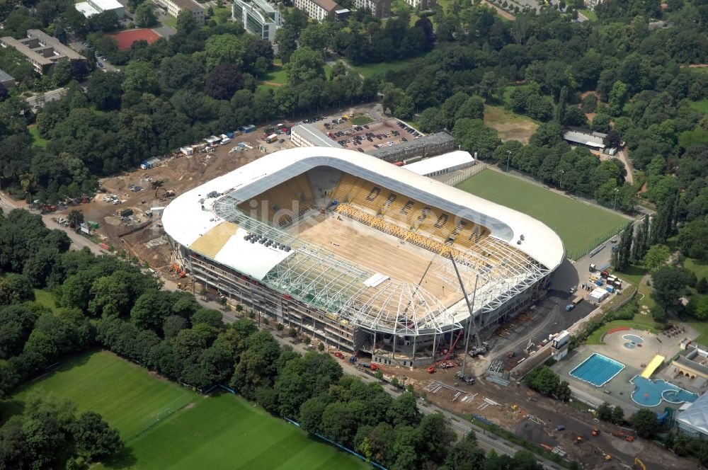 Dresden von oben - Baustelle zum Neubau des Stadion DDV-Stadion Dresden im Bundesland Sachsen