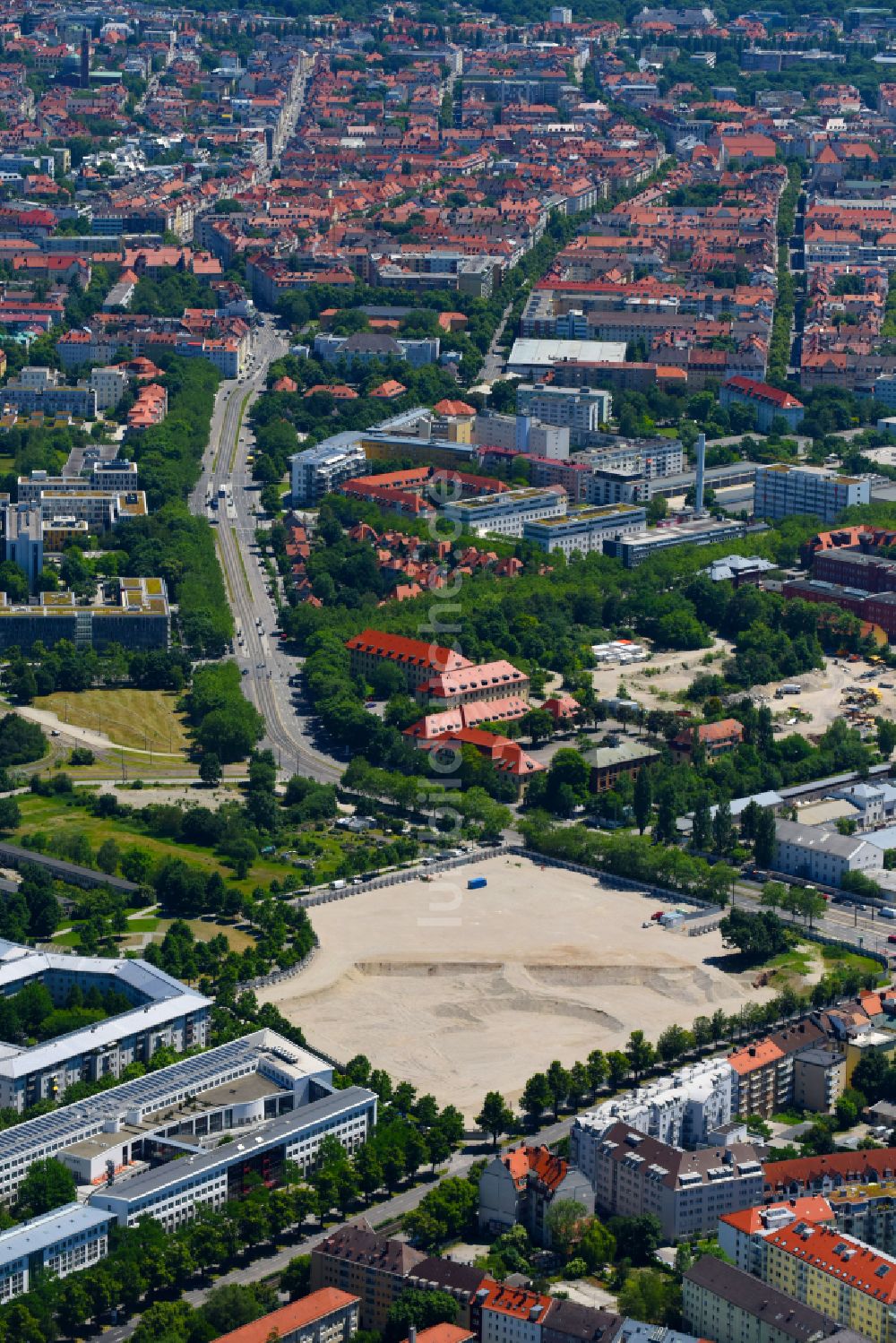 München aus der Vogelperspektive: Baustelle zum Neubau eines Strafjustizzentrum in München im Bundesland Bayern, Deutschland