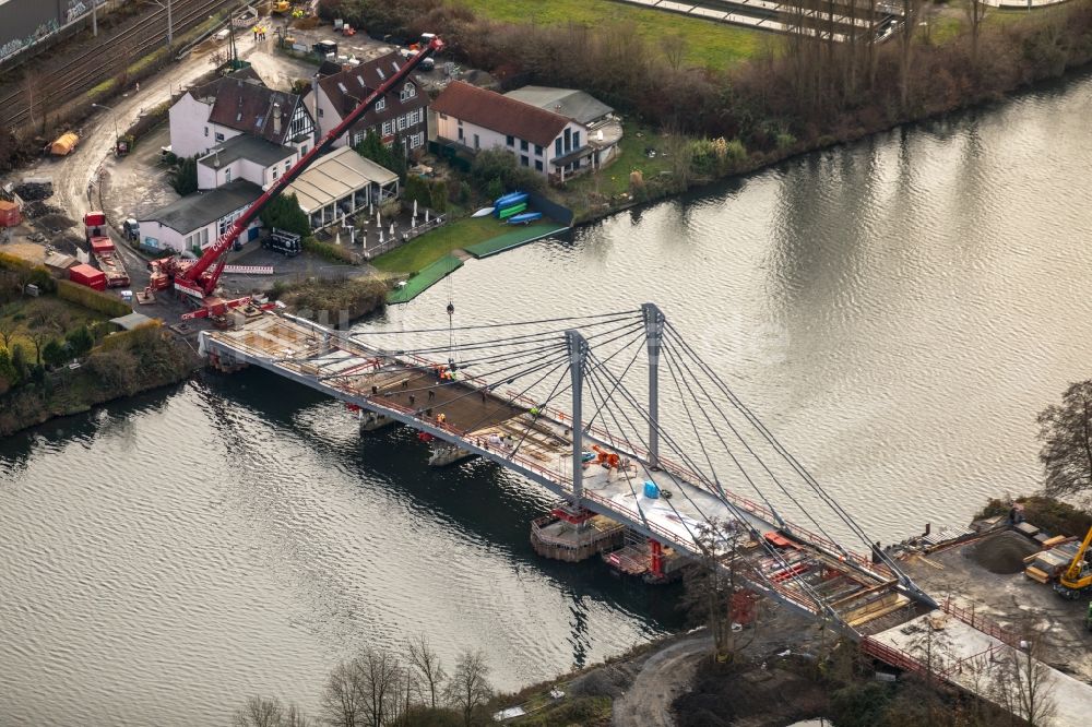 Luftbild Essen - Baustelle zum Neubau des Straßen- Brückenbauwerk Kampmannbrücke über die Ruhr in Essen im Bundesland Nordrhein-Westfalen