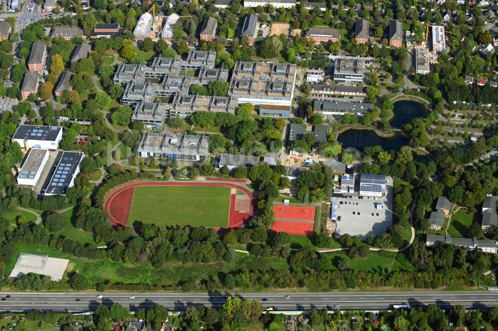 Hamburg aus der Vogelperspektive: Baustelle zum Neubau eines Studenten- Wohnheim - Gebäude auf dem Campus- Gelände der Helmut-Schmidt-Universität - Universität der Bundeswehr Hamburg im Ortsteil Jenfeld in Hamburg, Deutschland