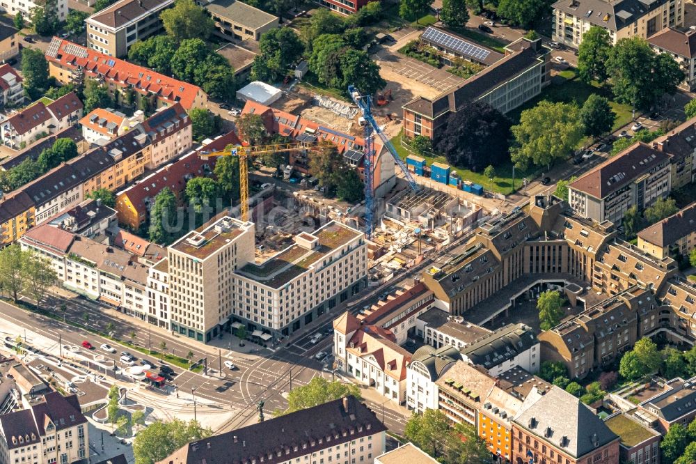 Luftaufnahme Freiburg im Breisgau - Baustelle zum Neubau eines Studenten- Wohnheim - Gebäude The Fizz in Freiburg im Breisgau im Bundesland Baden-Württemberg, Deutschland