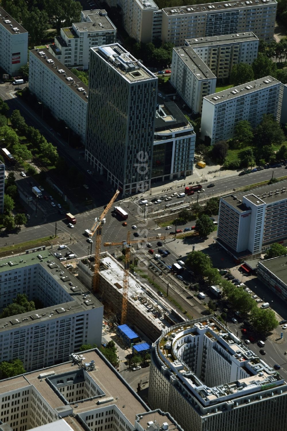 Luftaufnahme Berlin - Baustelle zum Neubau eines Studenten- Wohnheim - Gebäude der LAMBERT HOLDING GMBH in Berlin