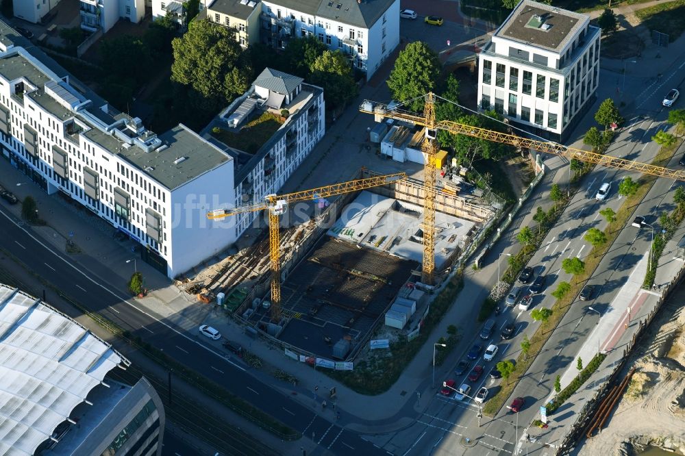 Luftaufnahme Rostock - Baustelle zum Neubau eines Studenten- Wohnheim - Gebäude Studinest 3000 in Rostock im Bundesland Mecklenburg-Vorpommern, Deutschland