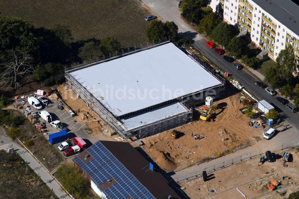 Schwerin von oben - Baustelle zum Neubau eines Supermarkt der Netto Marken-Discount AG & Co. KG in Schwerin im Bundesland Mecklenburg-Vorpommern, Deutschland