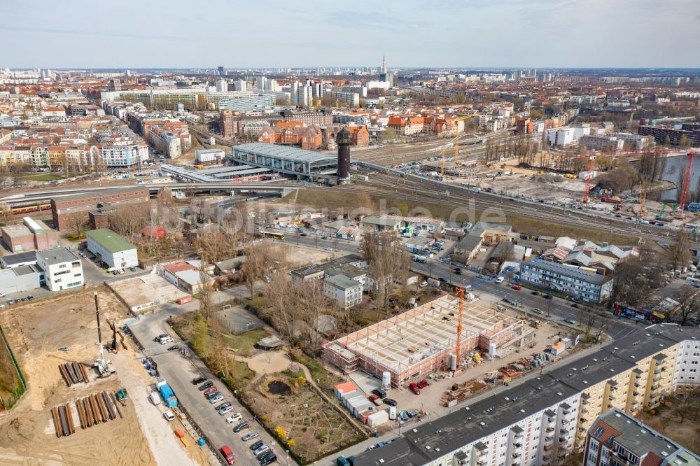 Berlin aus der Vogelperspektive: Baustelle zum Neubau eines Supermarkts LIDL in Berlin, Deutschland