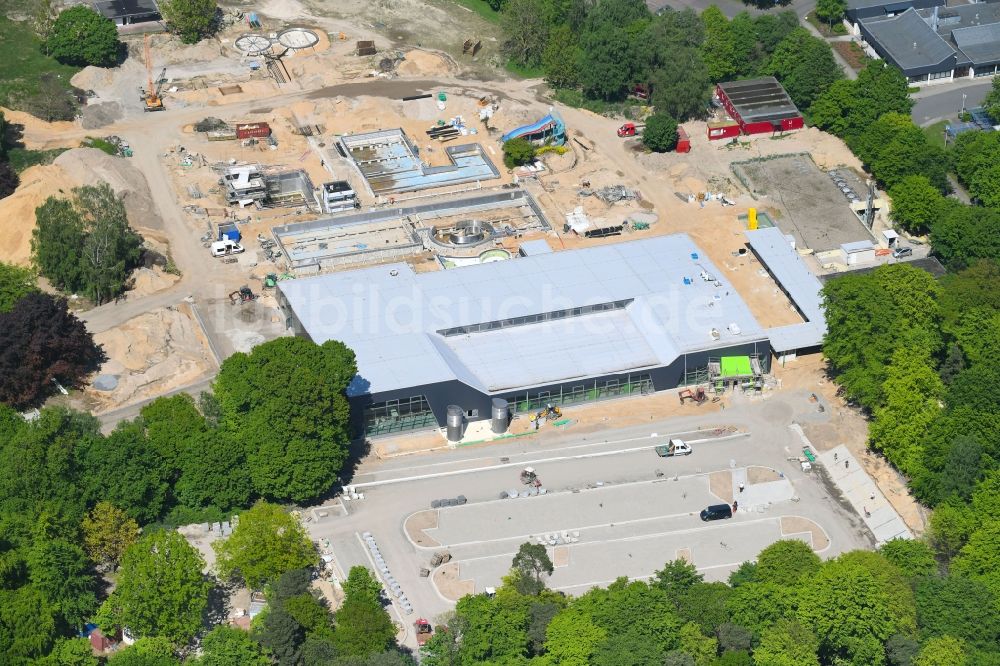 Kleve von oben - Baustelle zum Neubau der Therme und Schwimmbecken am Freibad der Freizeiteinrichtung Sternbuschbad Am Freudenberg in Kleve im Bundesland Nordrhein-Westfalen, Deutschland