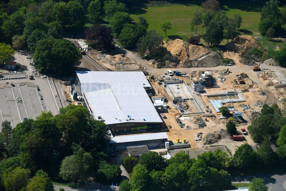 Luftaufnahme Kleve - Baustelle zum Neubau der Therme und Schwimmbecken am Freibad der Freizeiteinrichtung Sternbuschbad Am Freudenberg in Kleve im Bundesland Nordrhein-Westfalen, Deutschland