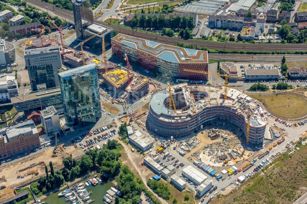 Luftaufnahme Düsseldorf - Baustelle zum Neubau trivago-Zentrale an der Kesselstraße durch die Ed. Züblin AG im Ortsteil Medienhafen in Düsseldorf im Bundesland Nordrhein-Westfalen