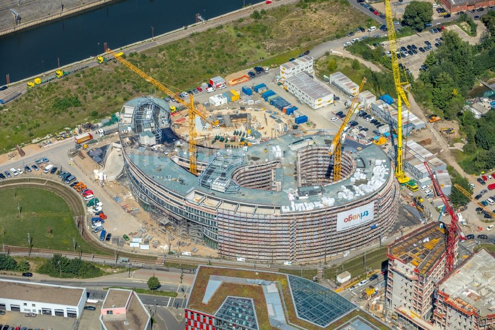 Luftaufnahme Düsseldorf - Baustelle zum Neubau trivago- Zentrale an der Kesselstraße durch die Ed. Züblin AG im Ortsteil Medienhafen in Düsseldorf im Bundesland Nordrhein-Westfalen