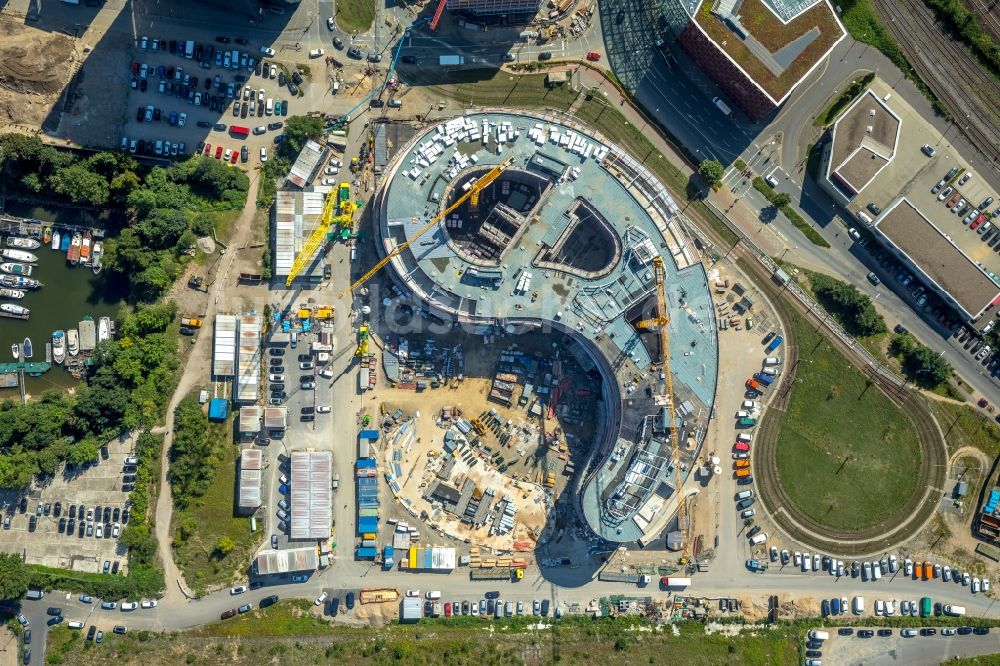 Düsseldorf von oben - Baustelle zum Neubau trivago- Zentrale an der Kesselstraße durch die Ed. Züblin AG im Ortsteil Medienhafen in Düsseldorf im Bundesland Nordrhein-Westfalen