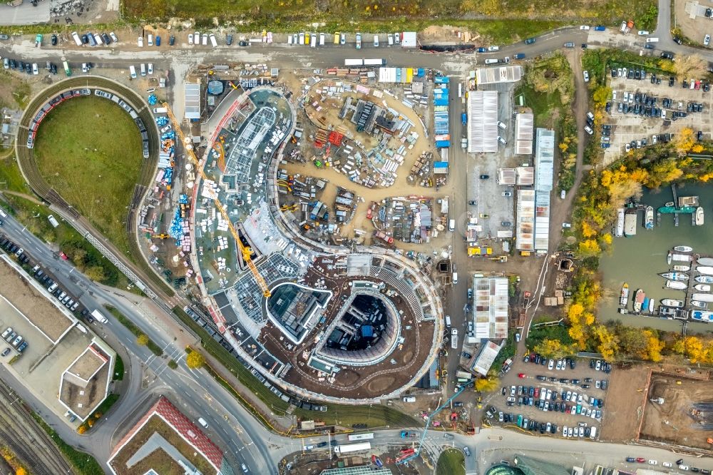 Düsseldorf aus der Vogelperspektive: Baustelle zum Neubau trivago- Zentrale an der Kesselstraße durch die Ed. Züblin AG im Ortsteil Medienhafen in Düsseldorf im Bundesland Nordrhein-Westfalen