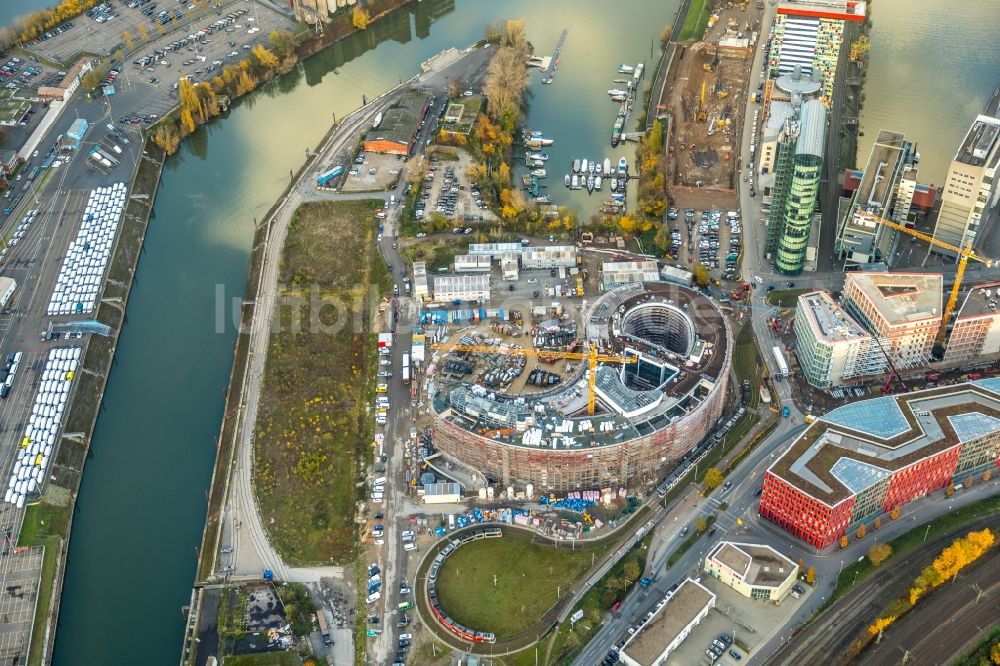 Düsseldorf von oben - Baustelle zum Neubau trivago- Zentrale an der Kesselstraße durch die Ed. Züblin AG im Ortsteil Medienhafen in Düsseldorf im Bundesland Nordrhein-Westfalen