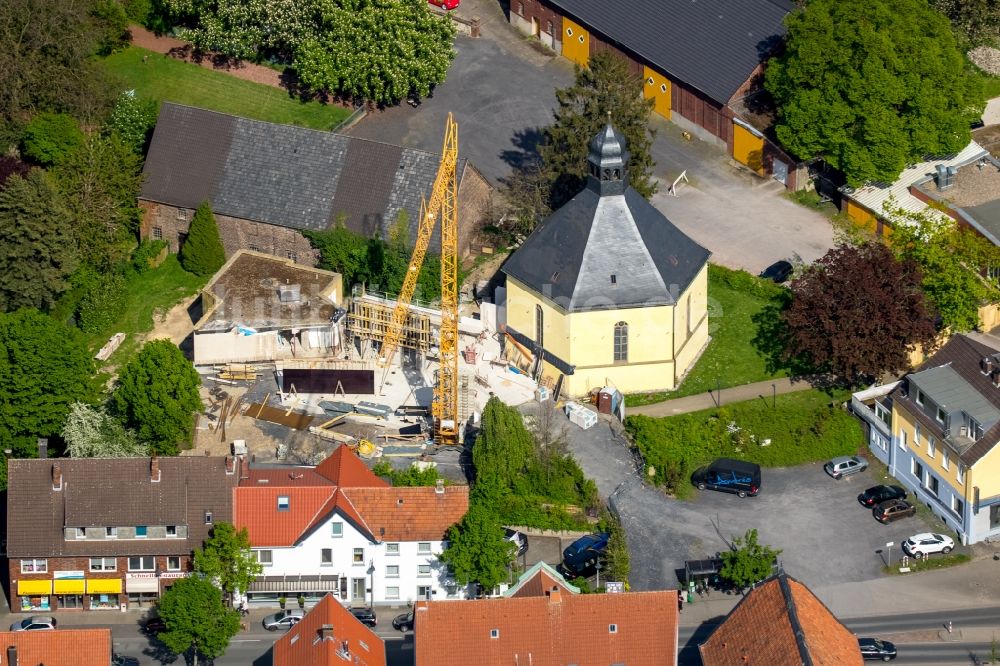 Rhynern aus der Vogelperspektive: Baustelle zum Neubau und Umbau des Kindergarten an der Evangelische Kirche in Rhynern im Bundesland Nordrhein-Westfalen