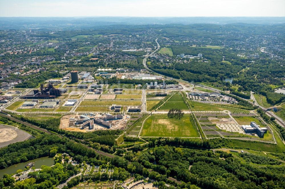 Dortmund aus der Vogelperspektive: Baustelle zum Neubau des Unternehmens- Verwaltungsgebäude AMPRION im Ortsteil Hörde in Dortmund im Bundesland Nordrhein-Westfalen, Deutschland