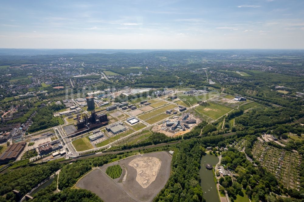 Dortmund von oben - Baustelle zum Neubau des Unternehmens- Verwaltungsgebäude AMPRION im Ortsteil Hörde in Dortmund im Bundesland Nordrhein-Westfalen, Deutschland