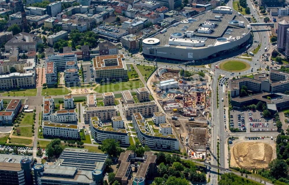 Luftaufnahme Essen - Baustelle zum Neubau der Unternehmenszentrale der Funke Mediengruppe im Universitätsviertel „grüne mitte Essen“ in Essen im Bundesland Nordrhein-Westfalen