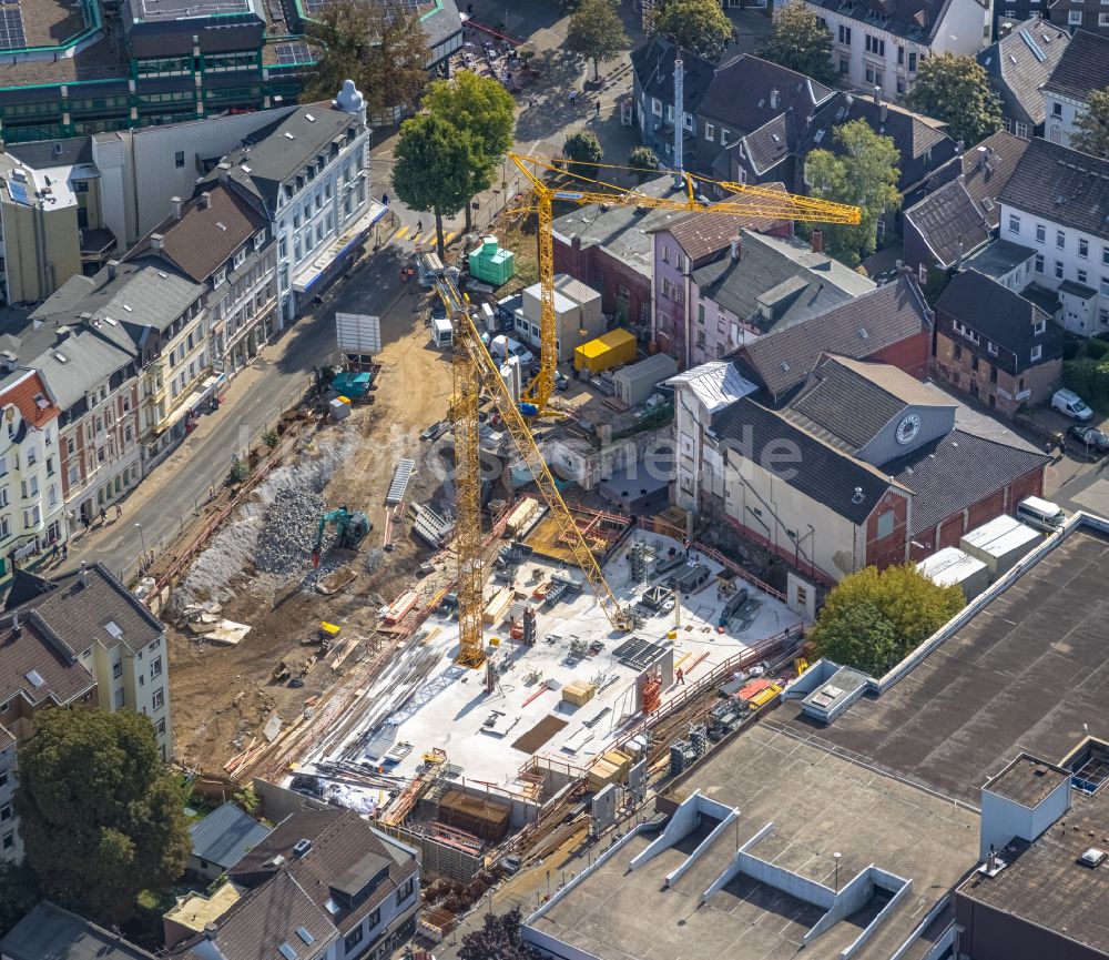 Luftbild Schwelm - Baustelle zum Neubau der Veranstaltungshalle zwischen Römerstraße - Schulstraße - Neumarkt in Schwelm im Bundesland Nordrhein-Westfalen, Deutschland