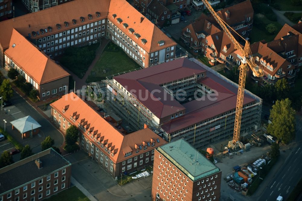 Luftaufnahme Stade - Baustelle zum Neubau eines Verwaltungsgebäudes in Stade im Bundesland Niedersachsen