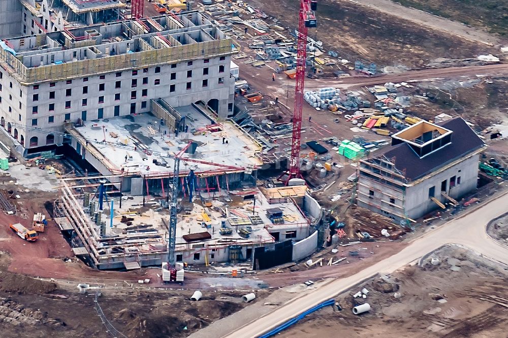 Rust aus der Vogelperspektive: Baustelle zum Neubau WASSERPARK der Freizeiteinrichtung Europa-Park in Rust im Bundesland Baden-Württemberg