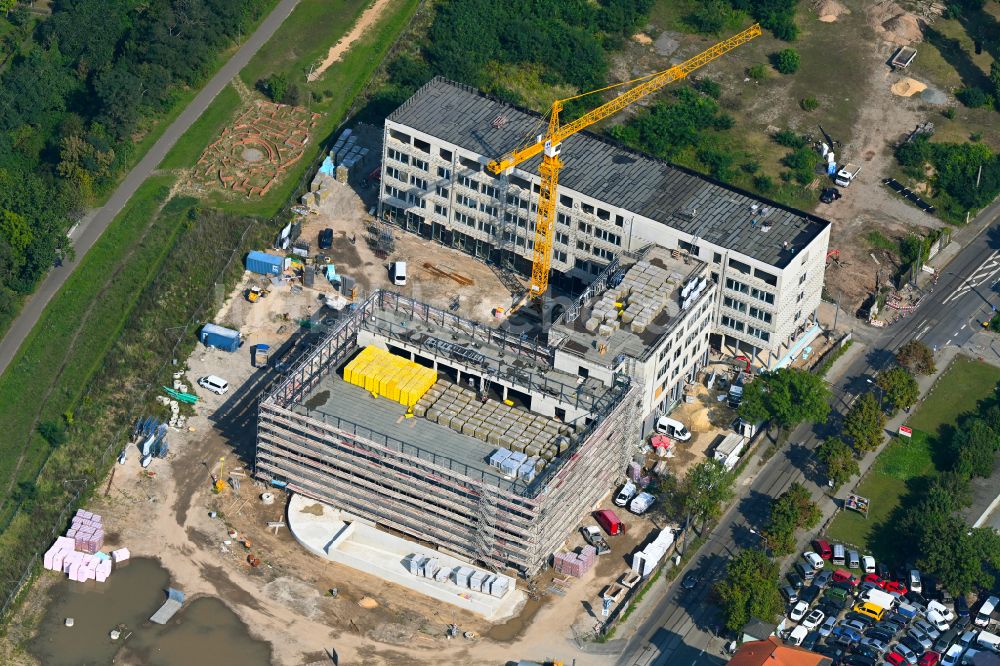 Dresden von oben - Baustelle zum Neubau eines Weiterbildungs- und Bildungszentrums Beruflichen Schulzentrums (BSZ) für Wirtschaft Franz Ludwig Gehe in Dresden im Bundesland Sachsen, Deutschland