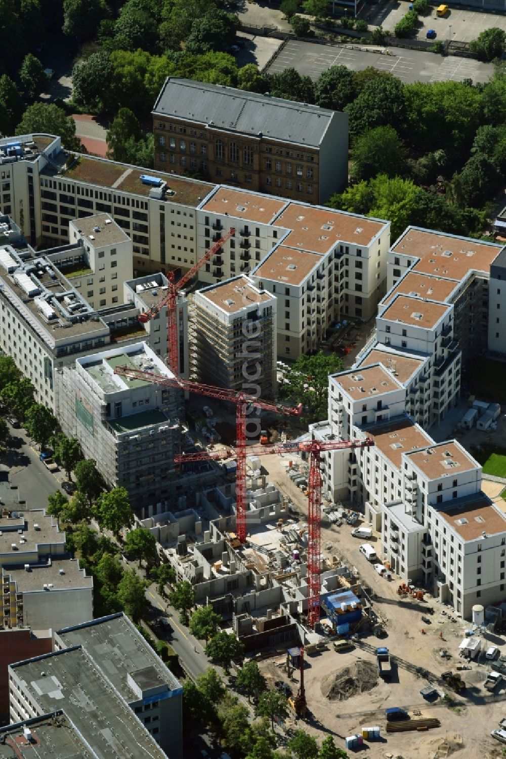 Luftbild Berlin - Baustelle zum Neubau von Wohn- und Bürogebäuden in Berlin, Deutschland