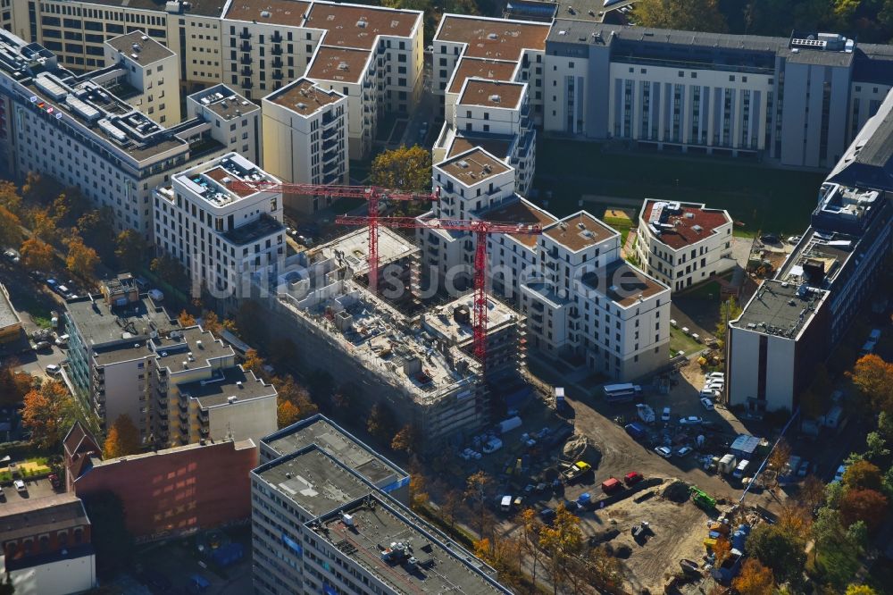 Berlin von oben - Baustelle zum Neubau von Wohn- und Bürogebäuden in Berlin, Deutschland