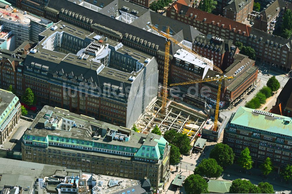 Luftbild Hamburg - Baustelle zum Neubau eines Wohn- und Geschäftshauses Elisen- Palais in Hamburg, Deutschland