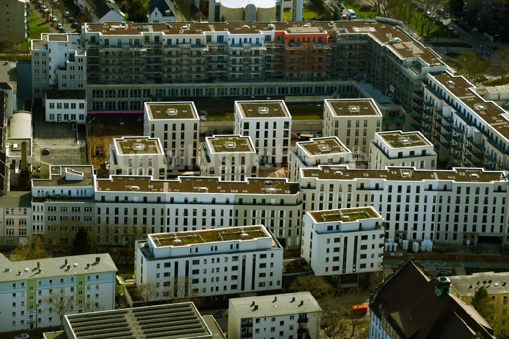 Luftaufnahme Offenbach am Main - Baustelle zum Neubau eines Wohn- und Geschäftshauses Goethequartier im Ortsteil Nordend in Offenbach am Main im Bundesland Hessen, Deutschland