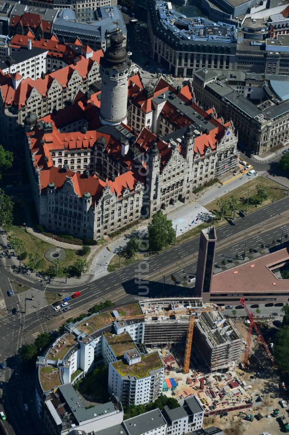 Leipzig aus der Vogelperspektive: Baustelle zum Neubau eines Wohn- und Geschäftshauses an der Nonnenmühlgasse in Leipzig im Bundesland Sachsen, Deutschland