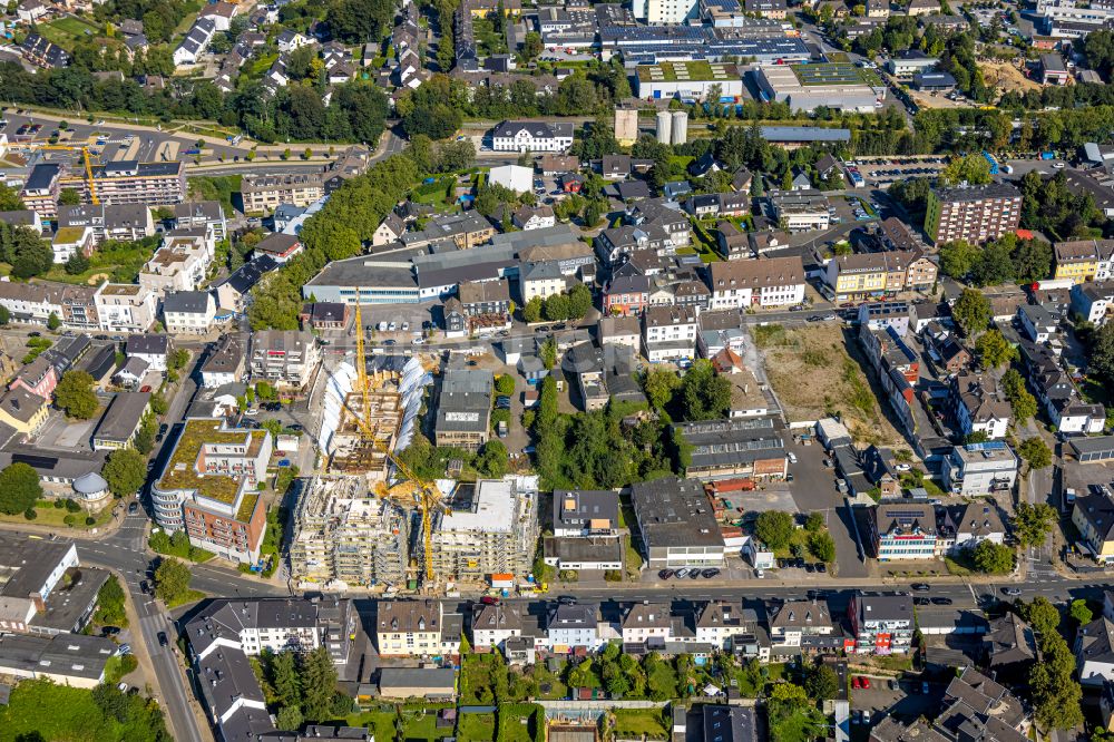 Luftaufnahme Heiligenhaus - Baustelle zum Neubau eines Wohn- und Geschäftshauses Südringterassen in Heiligenhaus im Bundesland Nordrhein-Westfalen, Deutschland