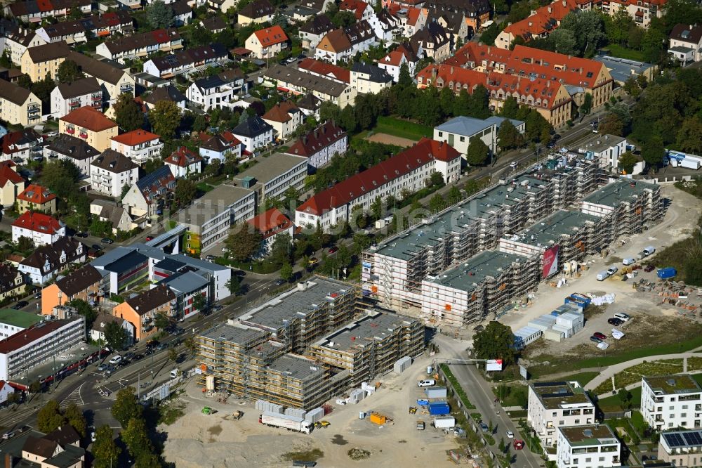 Luftbild Augsburg - Baustelle zum Neubau eines Wohn- und Geschäftshauses der Wohnbaugruppe Augsburg im Ortsteil Kriegshaber in Augsburg im Bundesland Bayern, Deutschland