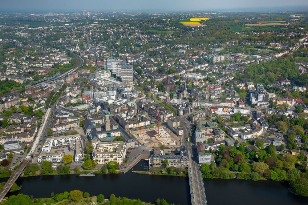 Mülheim an der Ruhr von oben - Baustelle zum Neubau eines Wohn- und Geschäftshausviertels in Mülheim an der Ruhr im Bundesland Nordrhein-Westfalen