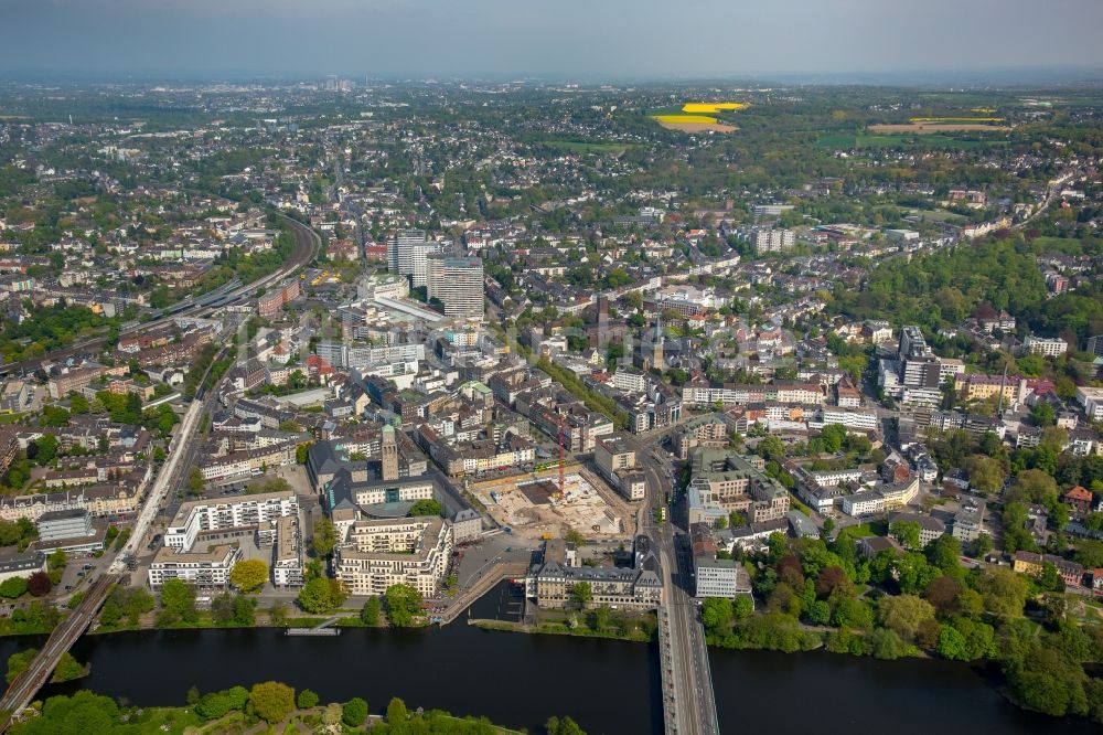 Mülheim an der Ruhr aus der Vogelperspektive: Baustelle zum Neubau eines Wohn- und Geschäftshausviertels in Mülheim an der Ruhr im Bundesland Nordrhein-Westfalen